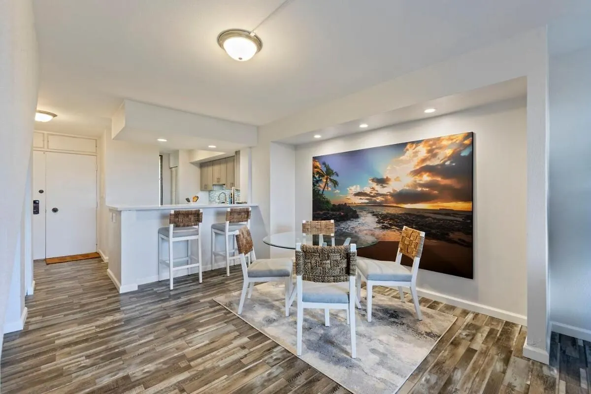 Kahana Villa F208- Ocean View Spacious 2 Bedroom Across From Beach 라하이나